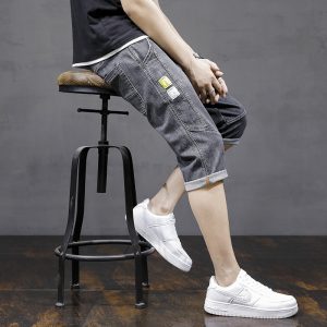 Men Casual Simple Patch Mid-Waist Tethered Straight Loose Cropped Jeans