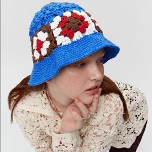 Women Casual Hollow Knit Floral Yarn Bucket Hat