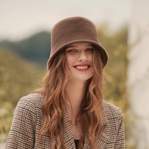 Women Simple Wool Simple And Elegant Solid Color Bucket Hat