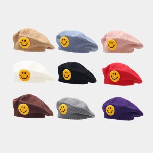 Women Fashion Simple Smiling Face Knitted Beret