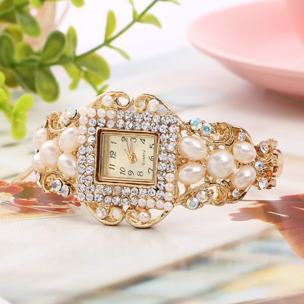 Women Elegant Fashion Pearl Bracelet Watch