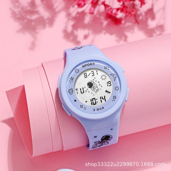 Men'S And Women'S Fashion Personality Spaceman Sport Luminous Waterproof Electronic Watch