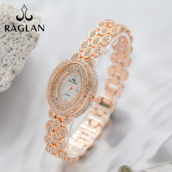 Women'S Fashion Simple Diamond Set Oval Dial Quartz Watch