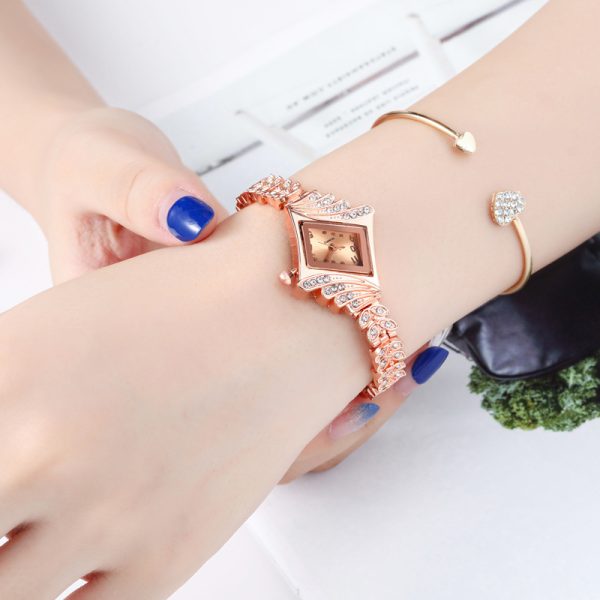Women'S Fashion Alloy Diamond Strap Quartz Watch