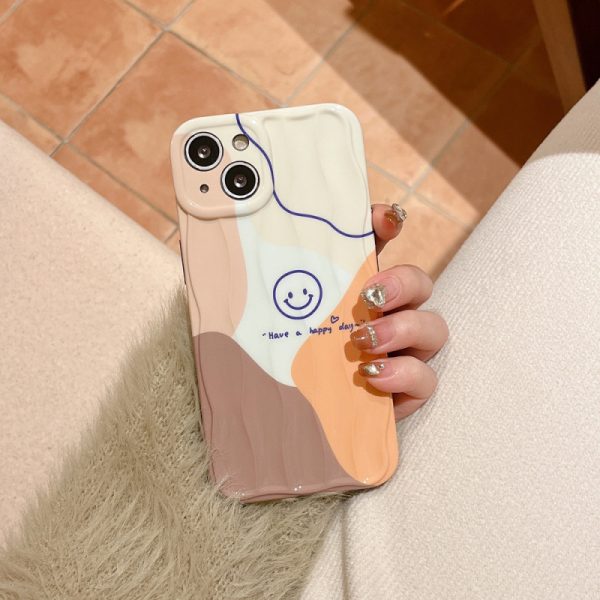 Fashion Personality Wavy Smile All-Inclusive Apple Phone Case