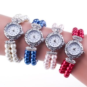 Womens Fashion Retro Round Dial Pearl Chain Quartz Watch