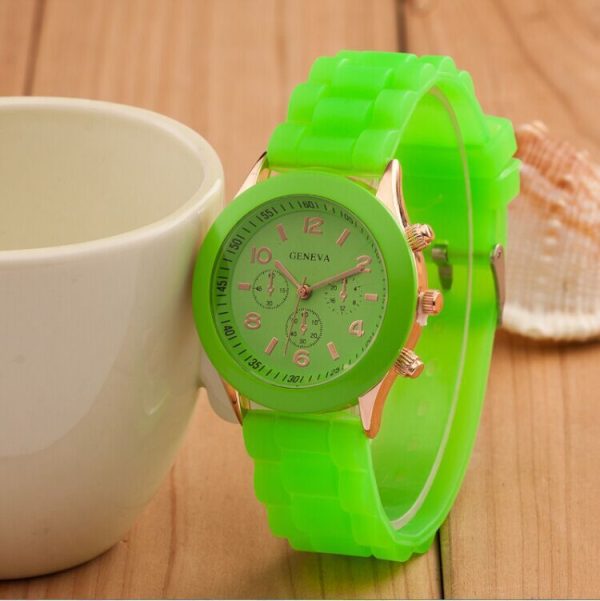 Fashion Casual Solid Color round dial Alloy Pin Buckle Silicone Quartz Watch