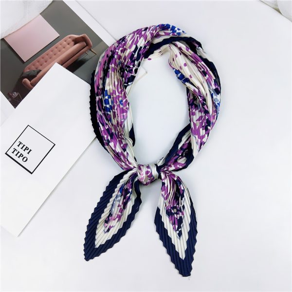 Women Retro Fashion Printed Pleated Small Silk Scarf