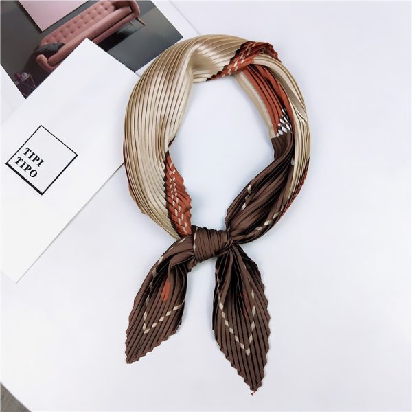 Women Retro Fashion Printed Pleated Small Silk Scarf