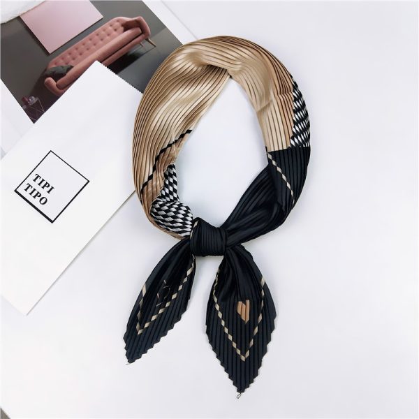 Women Retro Fashion Printed Pleated Small Silk Scarf